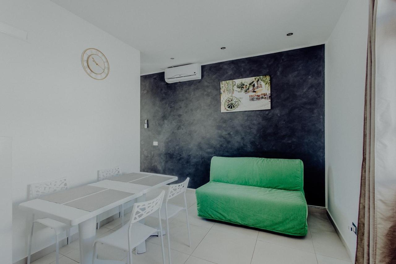 Apartament Fantasia House Monopoli Zewnętrze zdjęcie